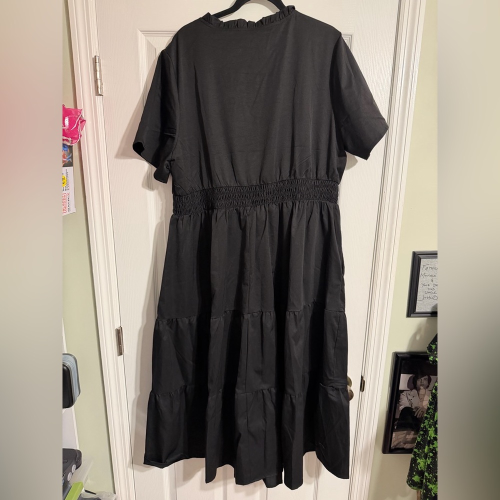 Dress - Picture 6 of 8